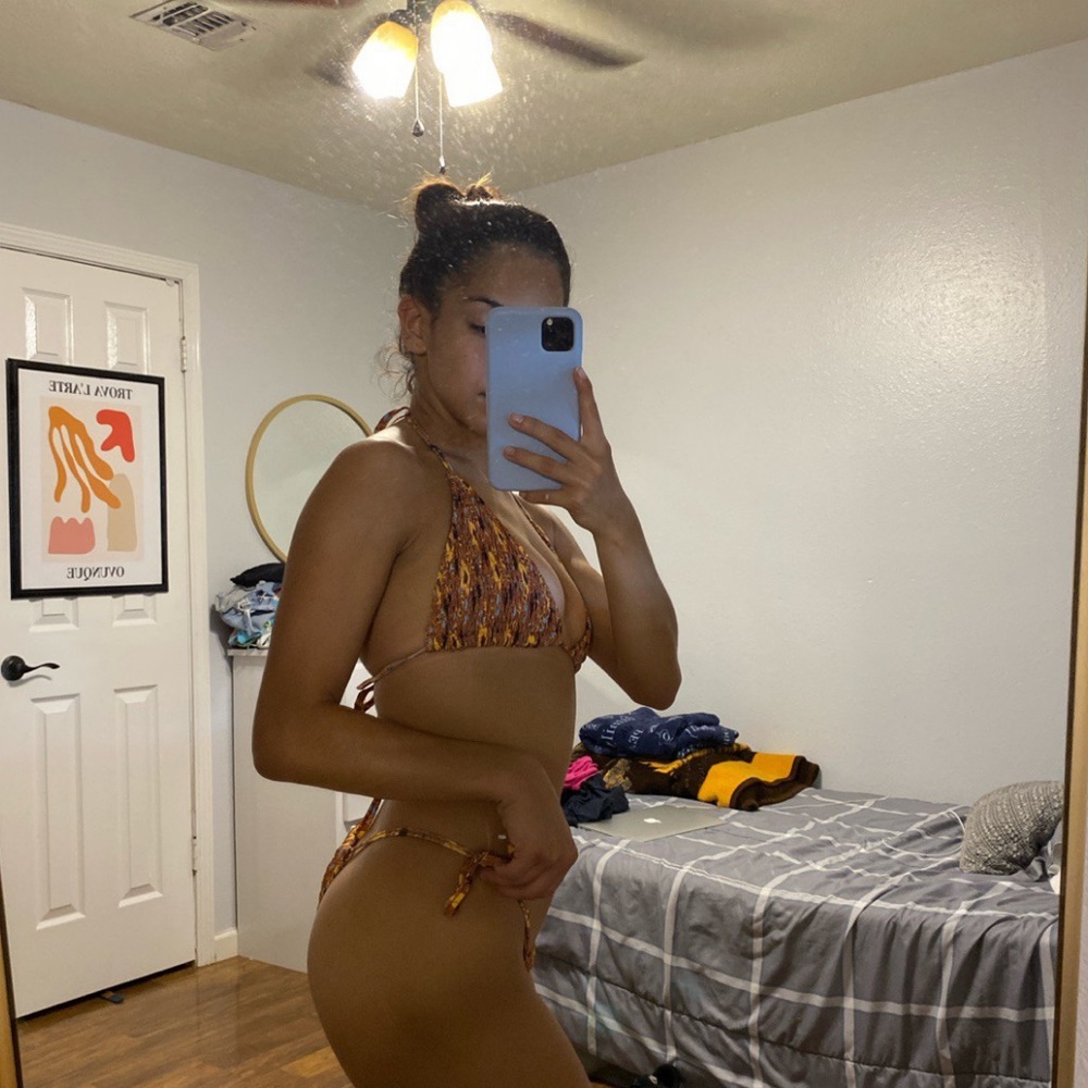 XS bikini - Picture 2 of 3